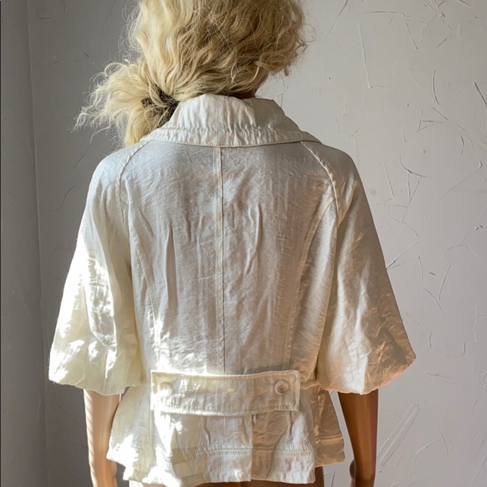 Woman’s jacket - Picture 6 of 9
